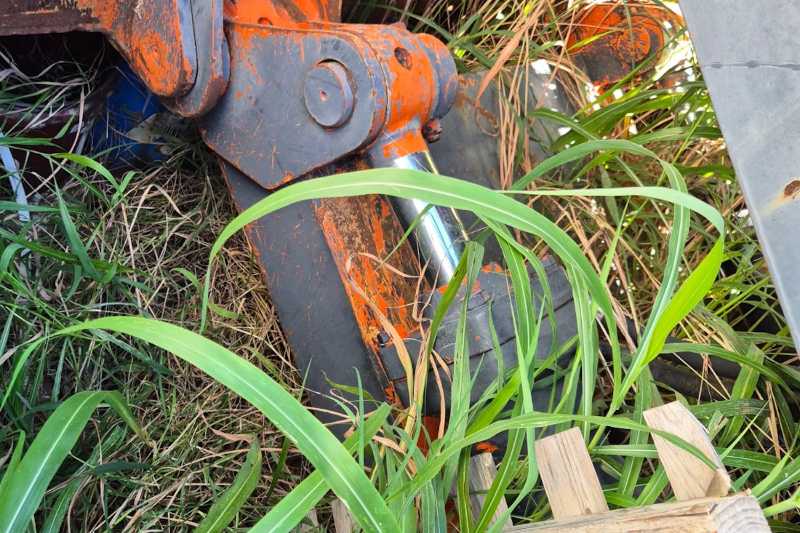 OmecoHub - Immagine NEW HOLLAND D180